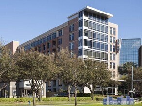 Building Photo - 1901 Post Oak Blvd