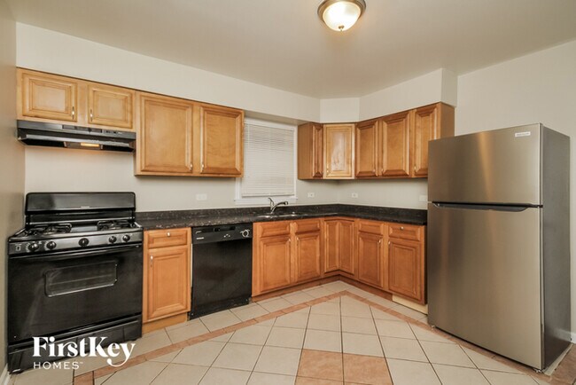 Building Photo - 14724 Michigan Avenue