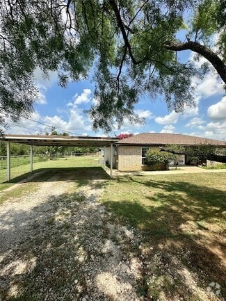 Building Photo - 122 Don Propp Rd