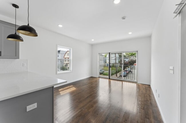 Photo - 914 Bergen St (Newark, NJ) Townhome