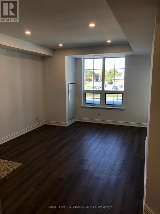 Building Photo - 21-321 Brookhouse Dr