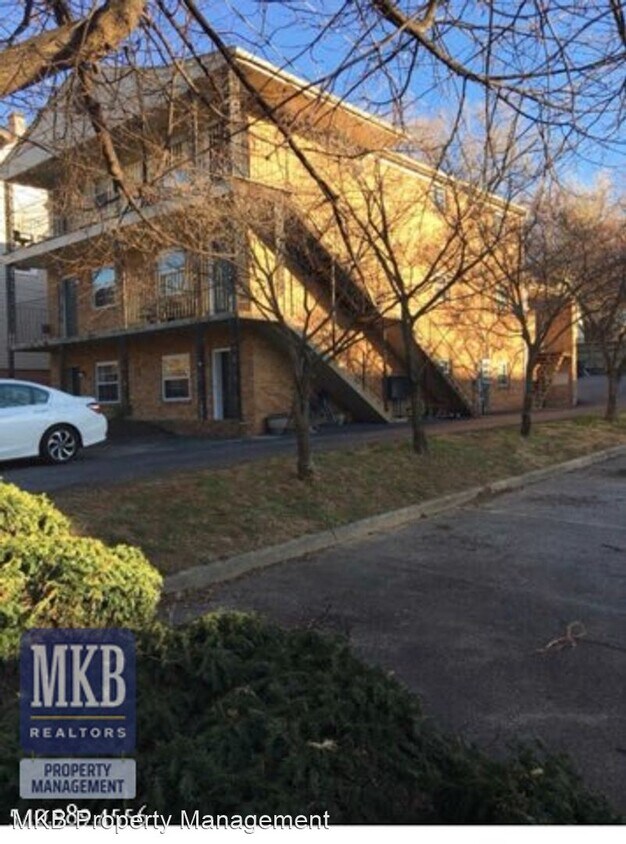 Primary Photo - 2 br, 1 bath House - 420 Albemarle Ave SW ...