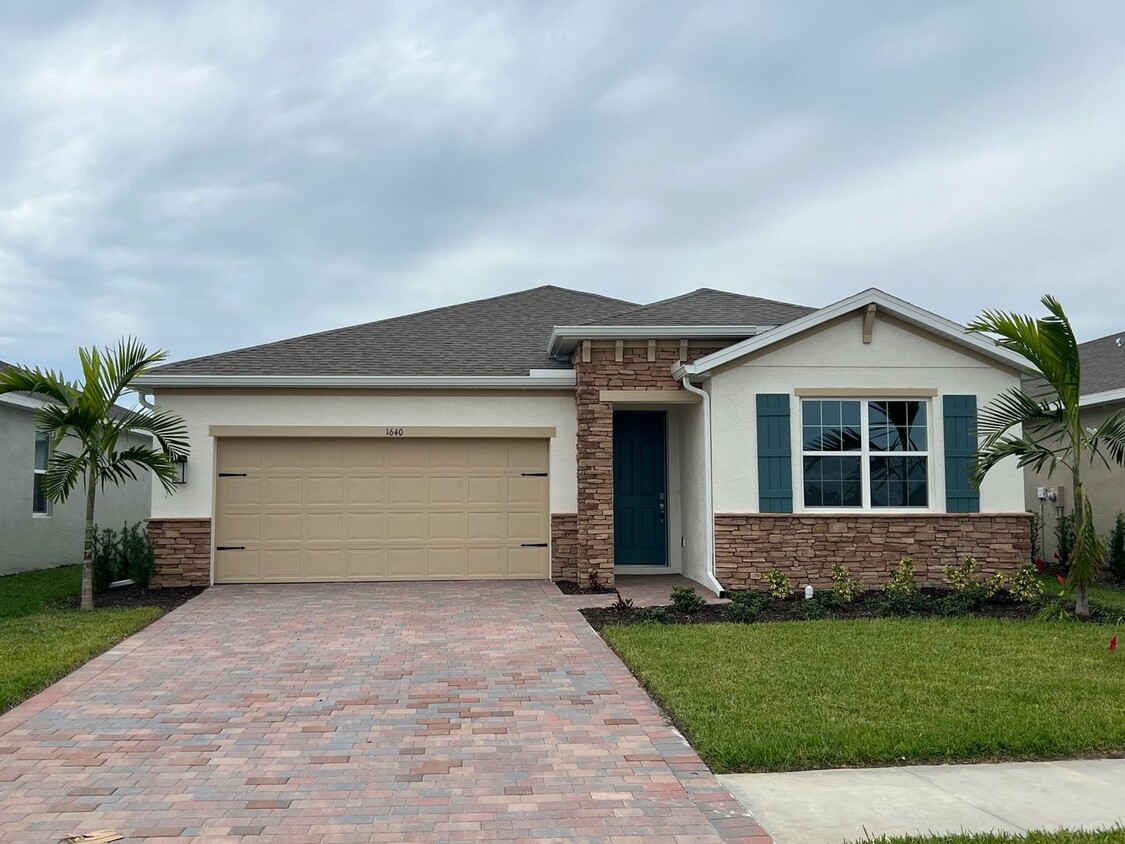 Foto principal - 1640 Remington Trace Port Charlotte 33953