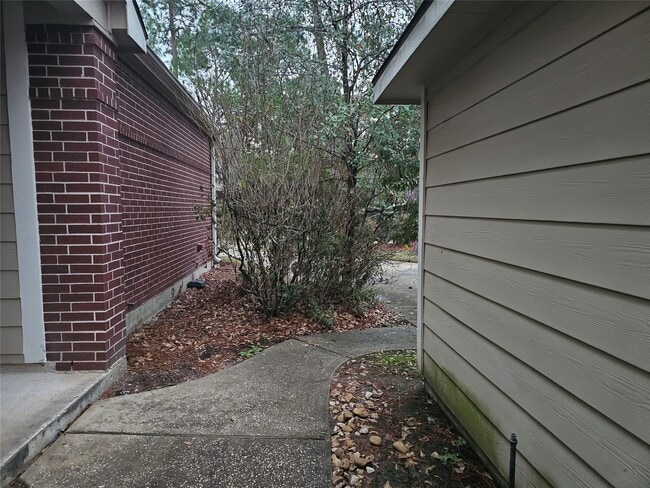 Building Photo - 35 S Avonlea Cir