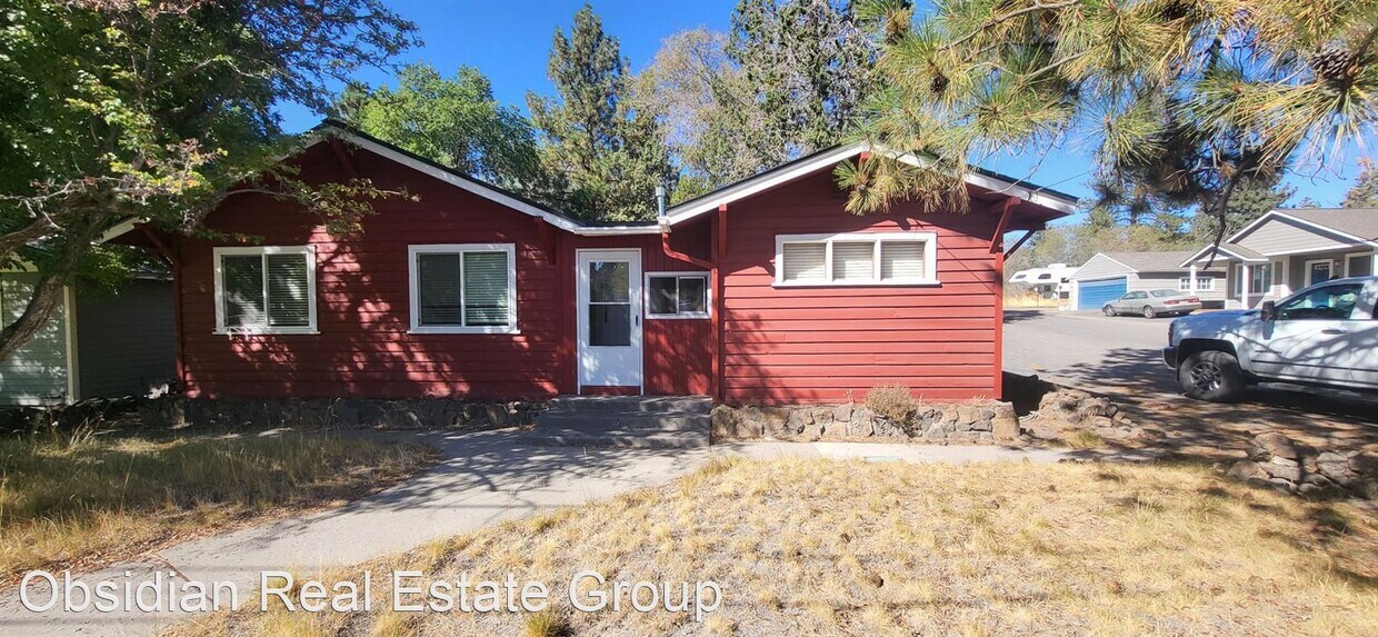 Primary Photo - 2 br, 1 bath House - 474 NE Emerson Avenue