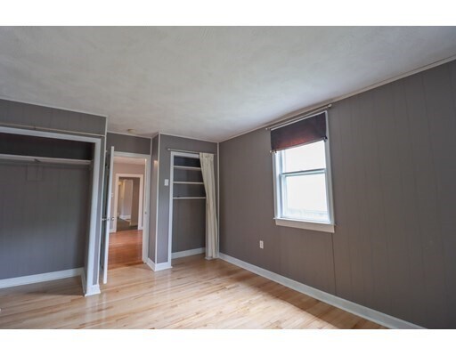 Building Photo - 32 Saint James Ave