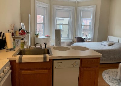 Building Photo - 307 Beacon St