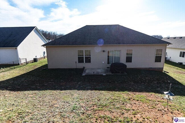 Foto del edificio - 114 Lowball Ln