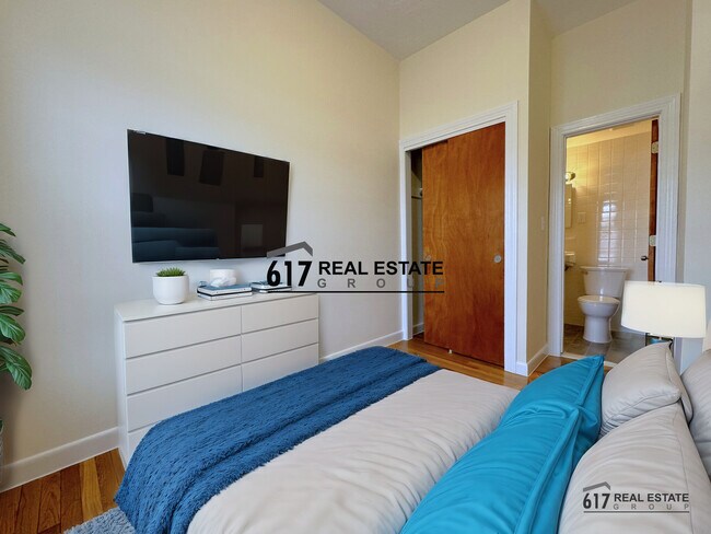 Foto del edificio - 160 N Beacon St