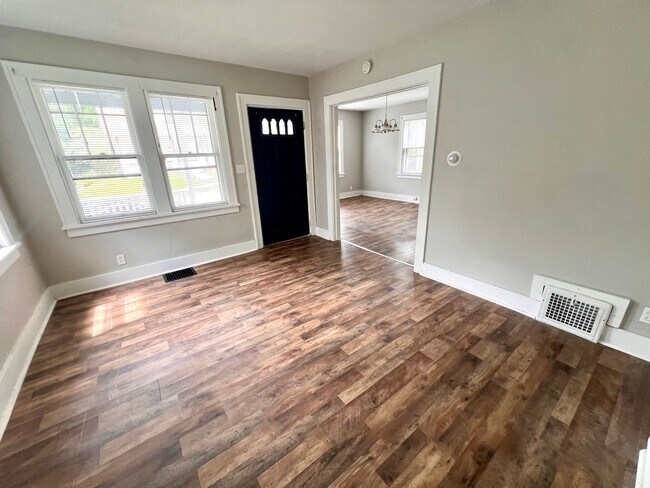 Foto del edificio - Sharon - 3 Bedroom 1.5 Bathroom - Cozy House