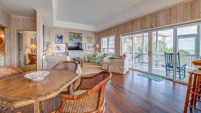 Foto del edificio - 1383 Debordieu Blvd