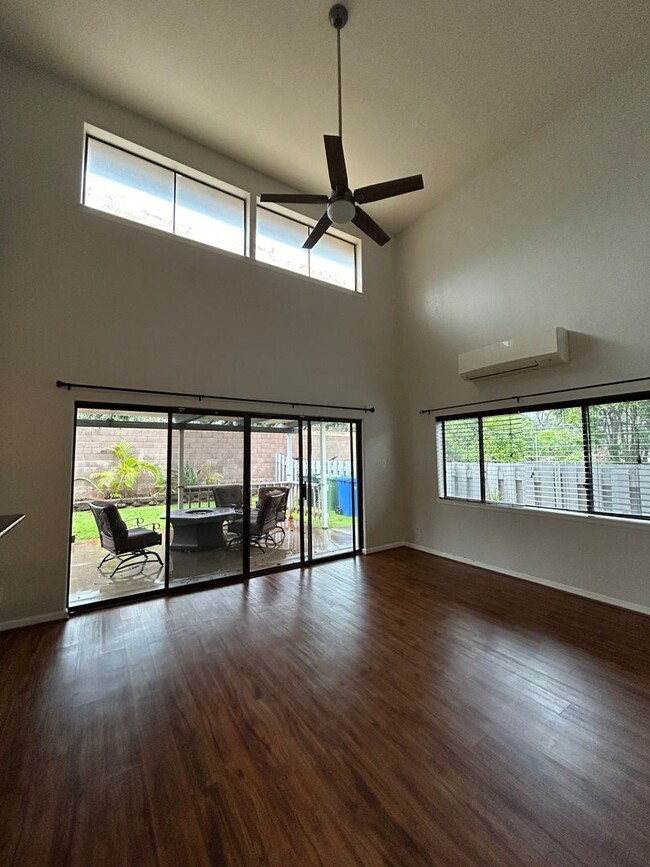Building Photo - Welcome to Kapolei