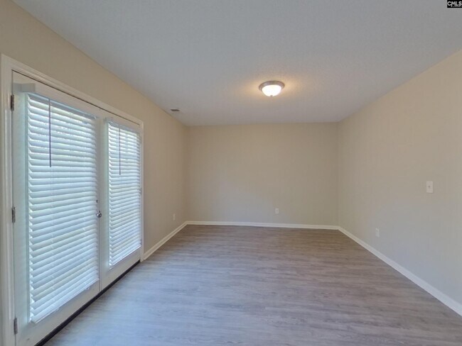 Foto del edificio - 134 Cottage Lake Way