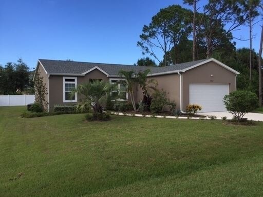 Foto principal - 3 br, 2 bath House - 1865 NANTON STREET