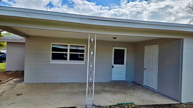 Building Photo - 1436 Primrose Ln