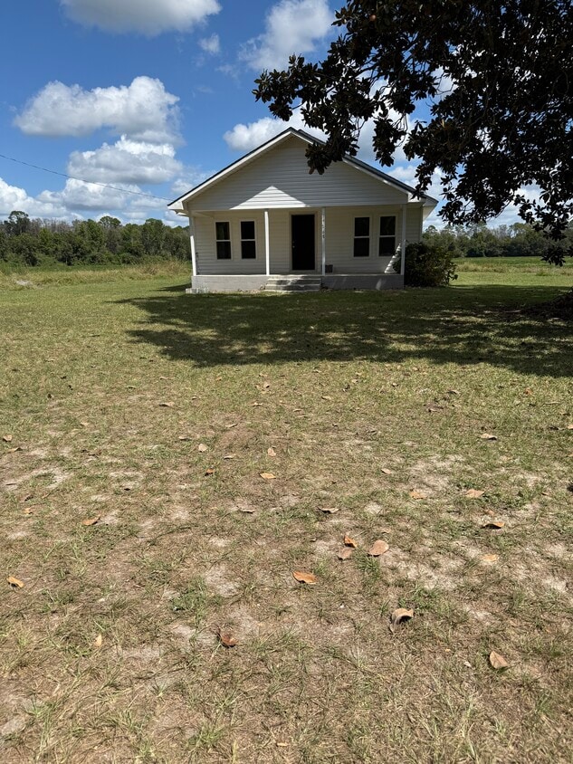 Primary Photo - 14768 Old River Rd S