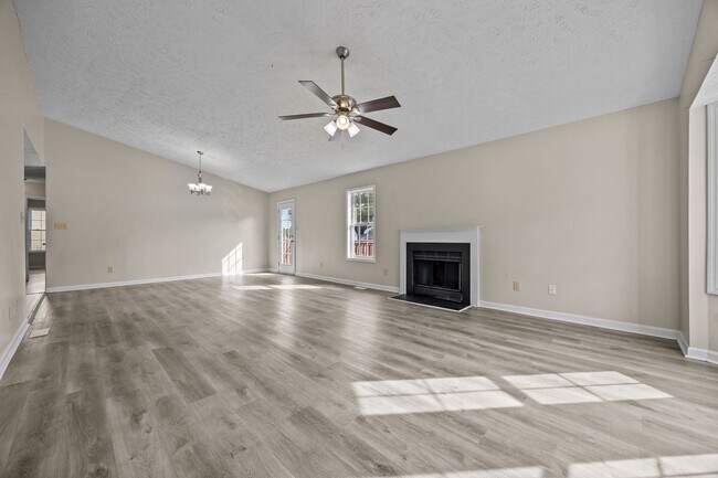 Foto del edificio - Updated Single Family Home in Fayetteville!