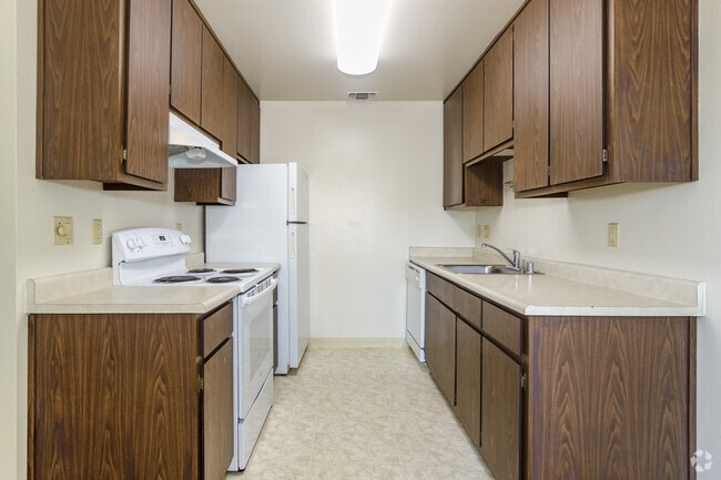 1BR, 1BA - 716SF - Clearwater Apartments