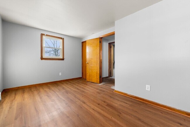 Foto del edificio - 336 Princeton Ave