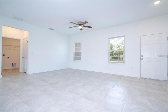 Building Photo - 16919 SW 37th Terrace Rd