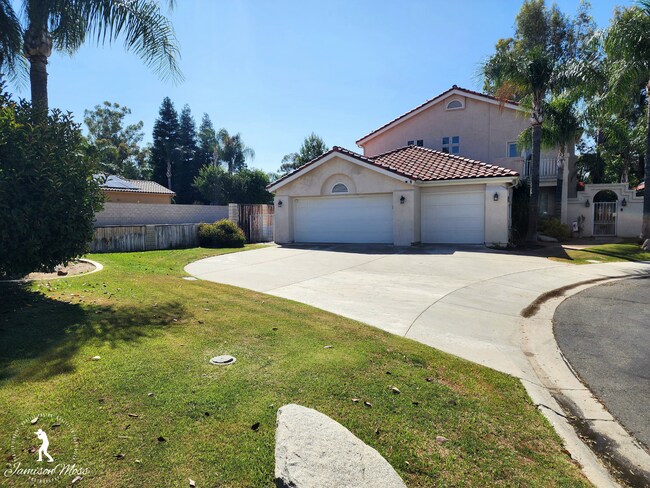Foto del edificio - Canyon Country Estates Home