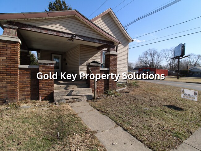 Foto del edificio - Updated 3 BR 1 BA House with New Flooring and Paint (SECTION 8 APPROVED)