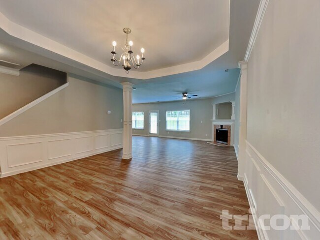 Building Photo - 1129 Hawick Dr