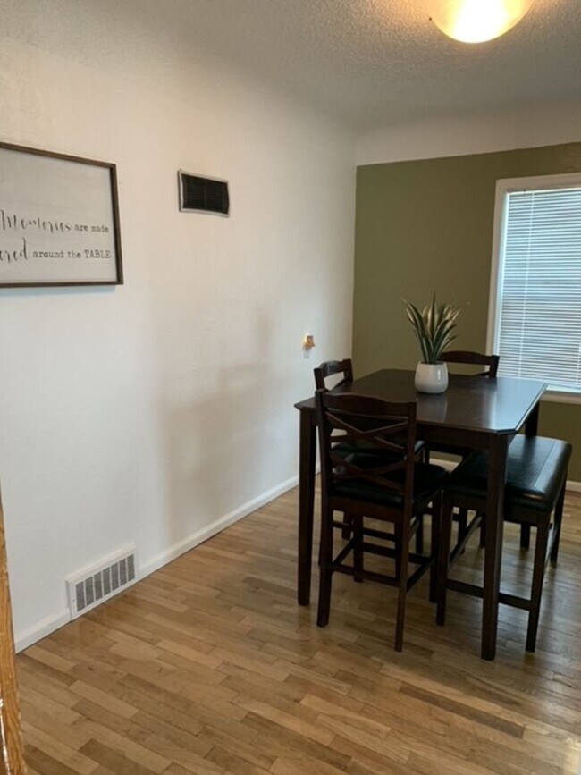 Foto del edificio - 903 N 25th St