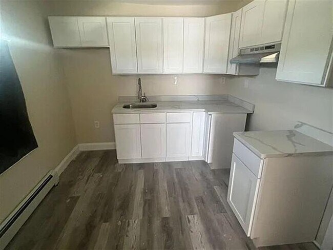 Building Photo - Trenton Homes