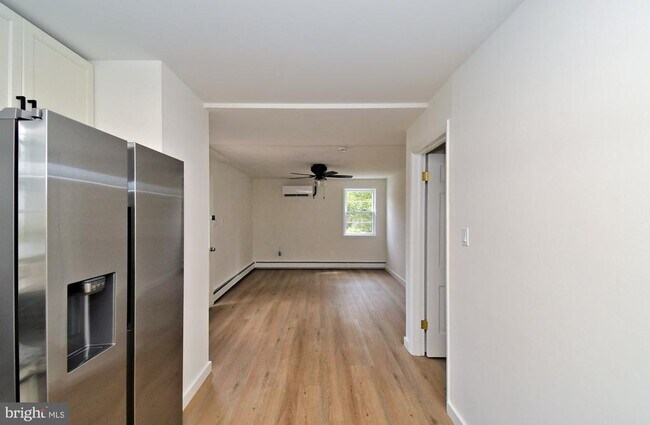 Foto del edificio - 4776 Old Easton Rd