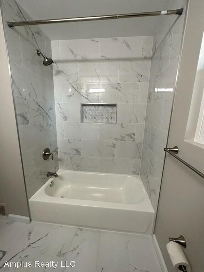 Foto del edificio - 3 br, 2 bath House - 7504 Gresham St