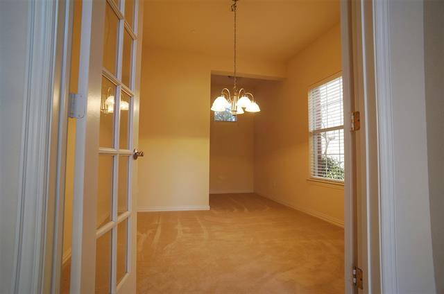 Building Photo - 8738 Bigelow Dr