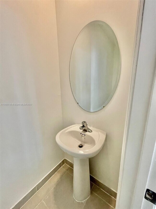 Foto del edificio - $2,500 28629 SW 132nd Ct