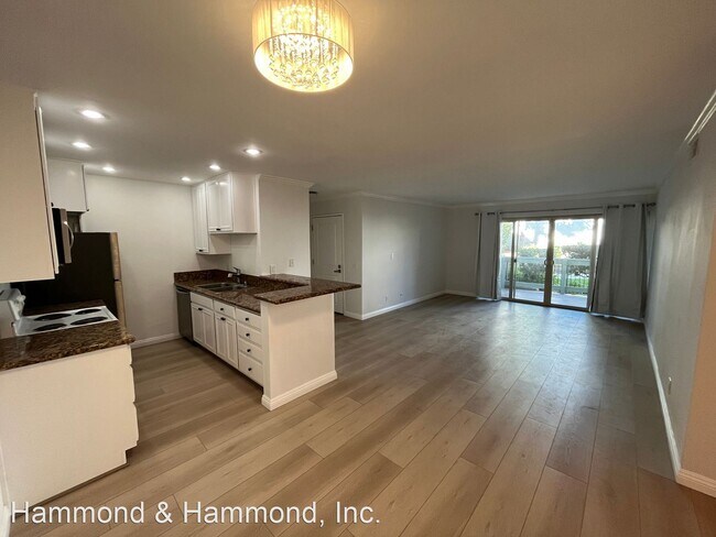 Foto del edificio - 1 br, 1 bath House - 23663 Park Capri #125