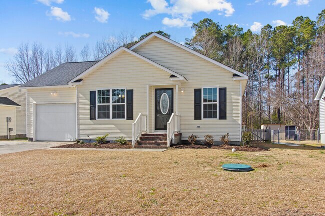 Foto del edificio - 107 Luke Ct