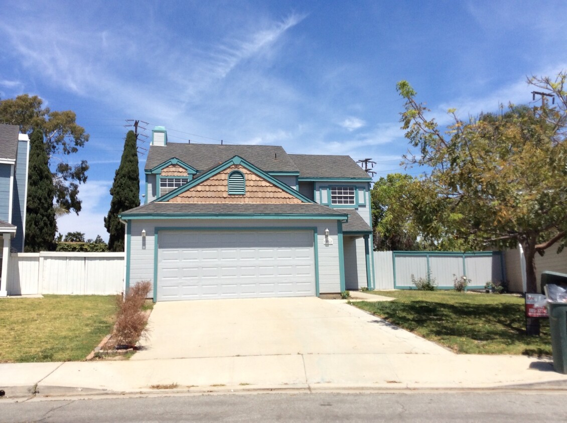 Primary Photo - East Ventura spacious 4 bedrooms with one ...