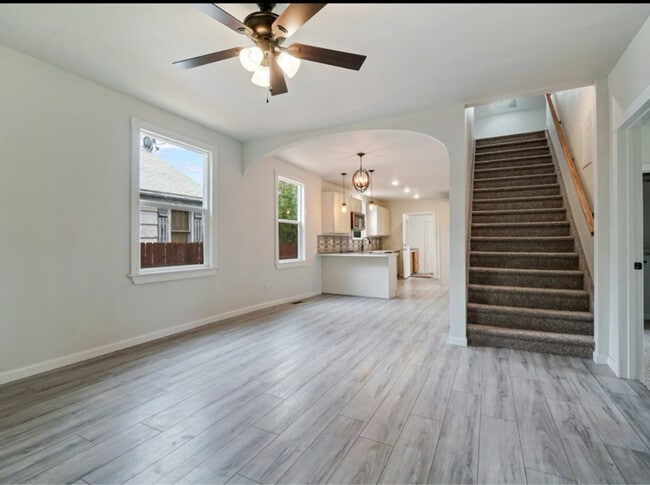 Building Photo - 303 Belford Ave