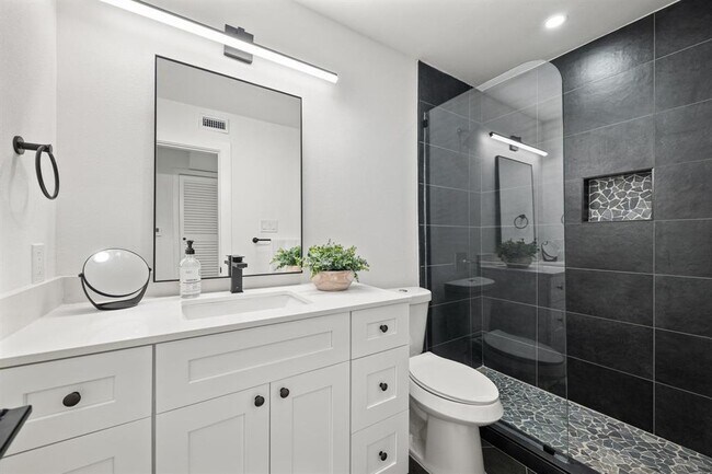 Foto del edificio - 5911 Sheridan Ave