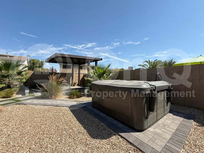 Foto del edificio - 3498 E Ravenswood Dr