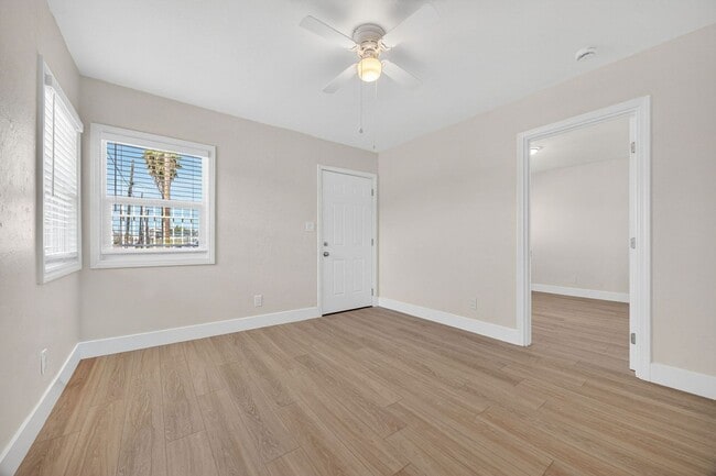 Foto del edificio - 2905 Imperial Ave