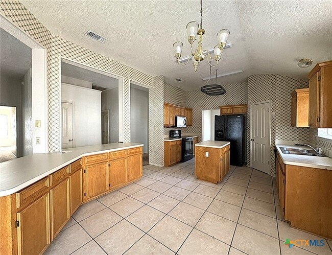 Building Photo - 607 Ottawa Dr