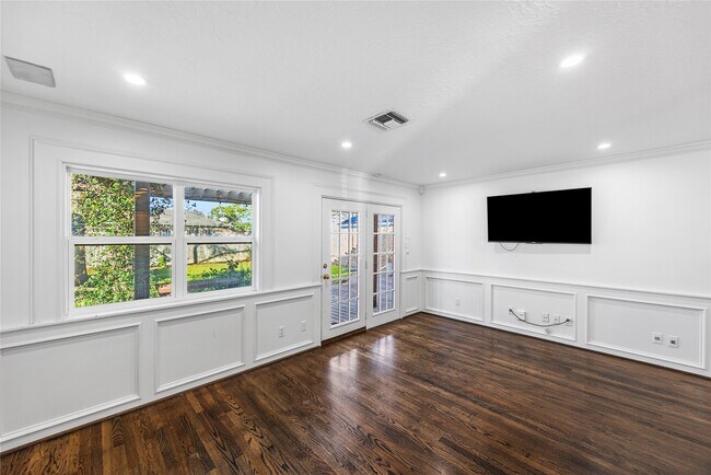 Foto del edificio - 1422 Gardenia Dr