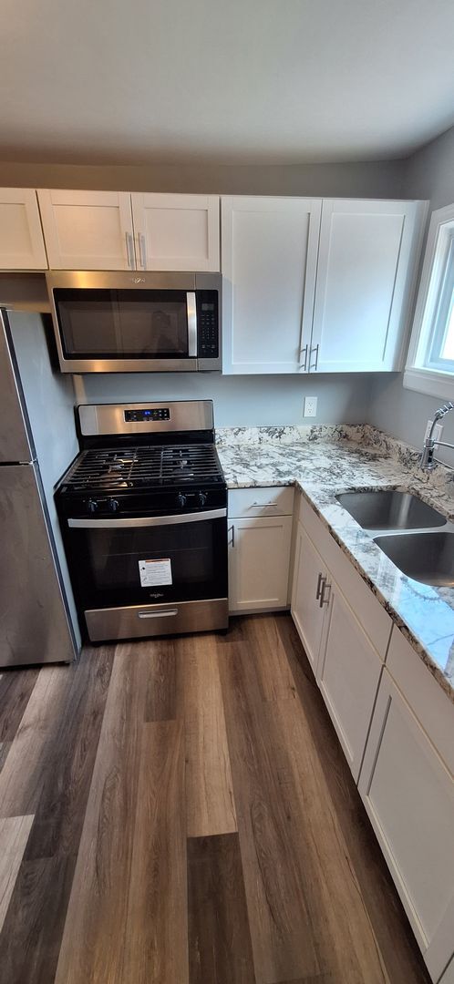 Building Photo - Charming 3-Bedroom Home in Pontiac!