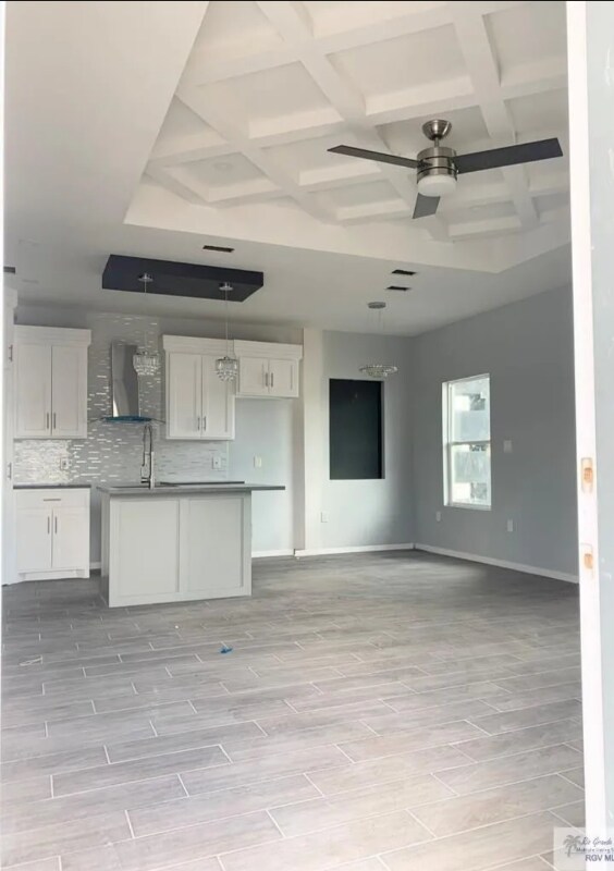 Building Photo - 624 Marrs Ave