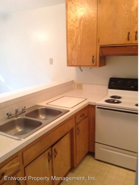 Foto del edificio - 2 br, 1 bath Apartment - 941 Hazel St