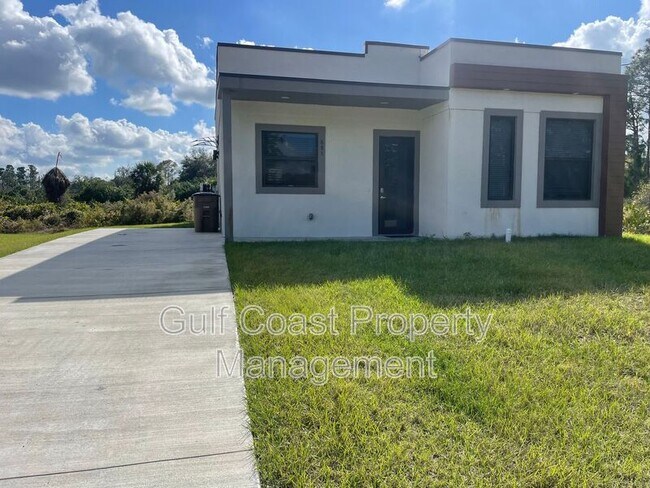 Building Photo - 681 Windermere Dr