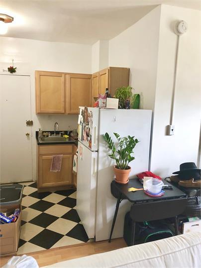 412 #1 kitchen - McTory