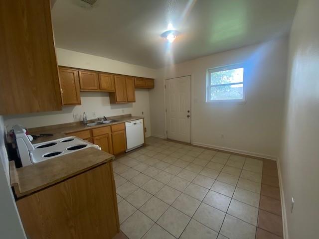 Building Photo - 3510 Pakenham Dr