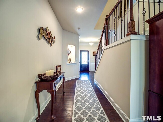 Foto del edificio - 1884 Blue Jay Pt