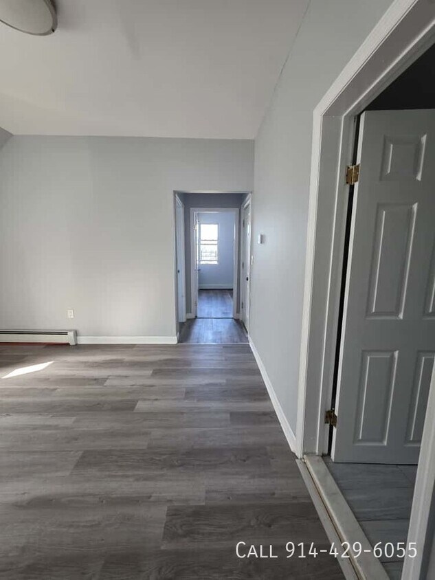 Foto principal - 104 Buena Vista Ave